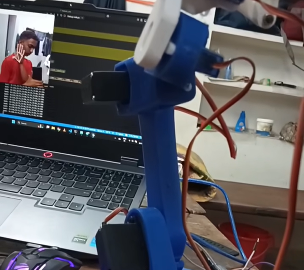 6-DOF Robotic Arm with Hand Gesture Control