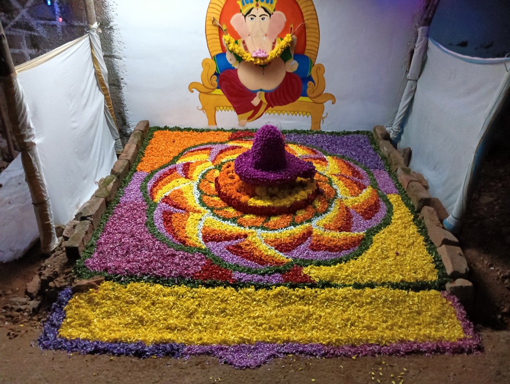 Ganesha Pookalam - Festival Art